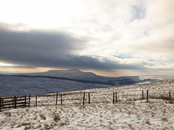 Vila Hillside View Hawes Exteriér fotografie
